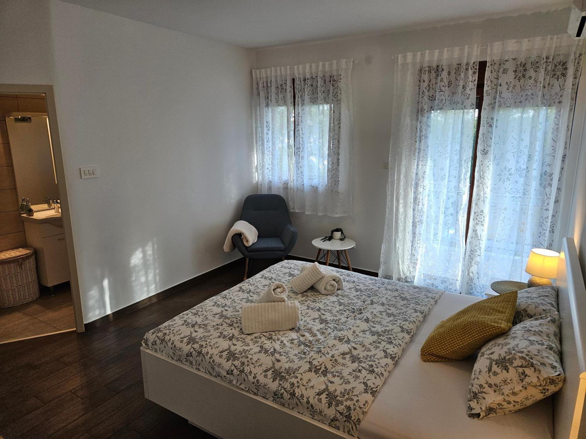 Kristy'S Place 茨里克韦尼察 外观 照片